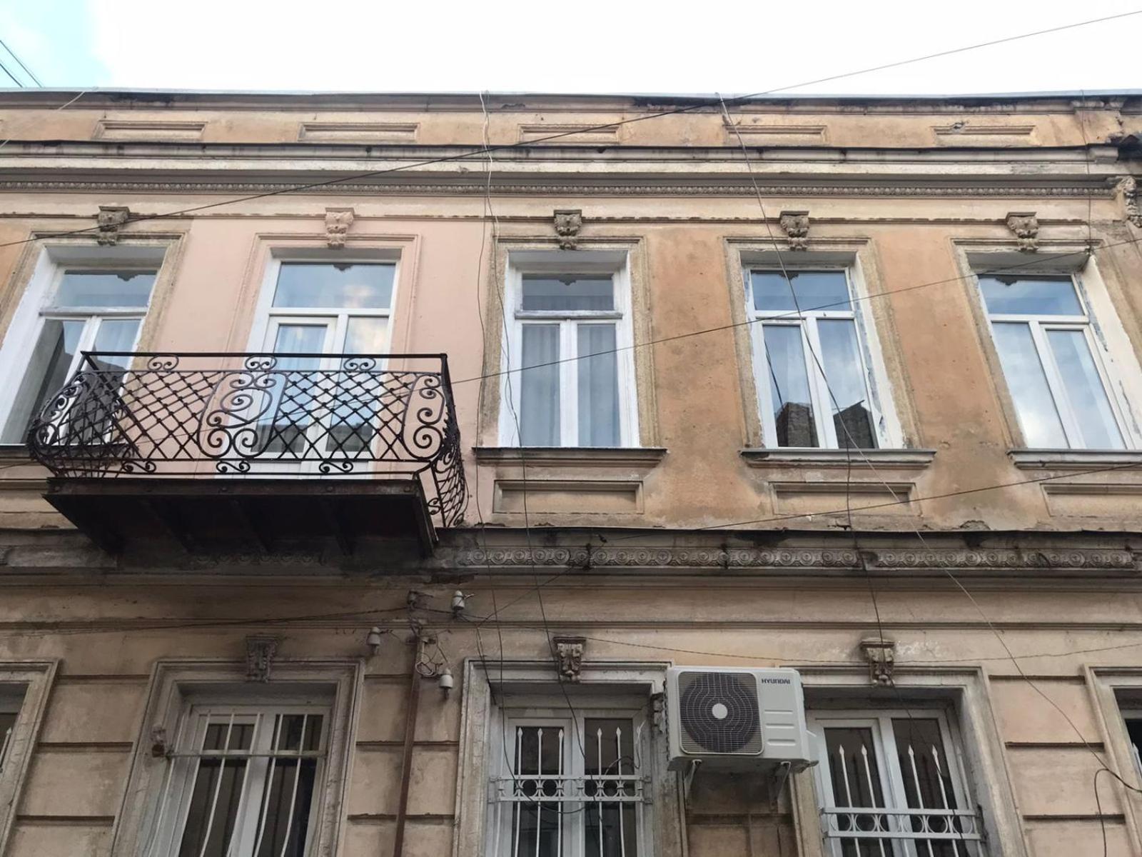 Apartment Down Town Group Тбілісі Екстер'єр фото
