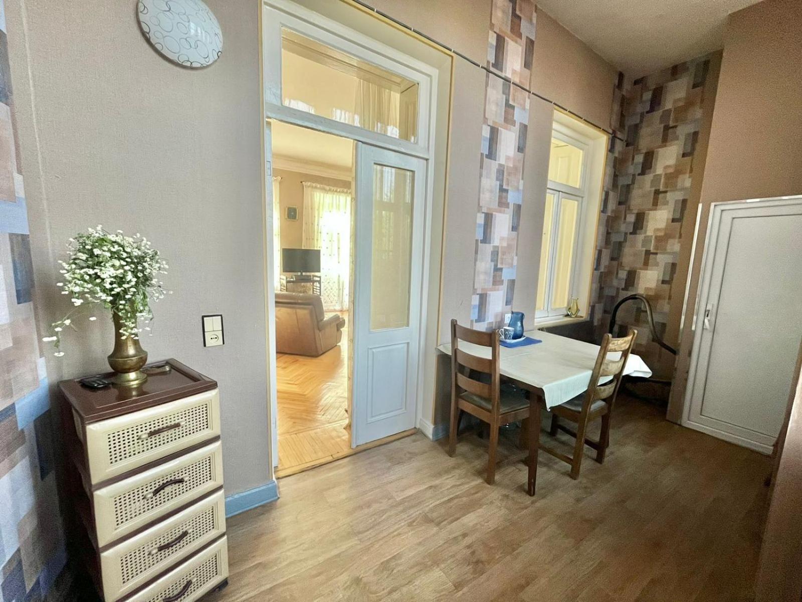 Apartment Down Town Group Тбілісі Екстер'єр фото