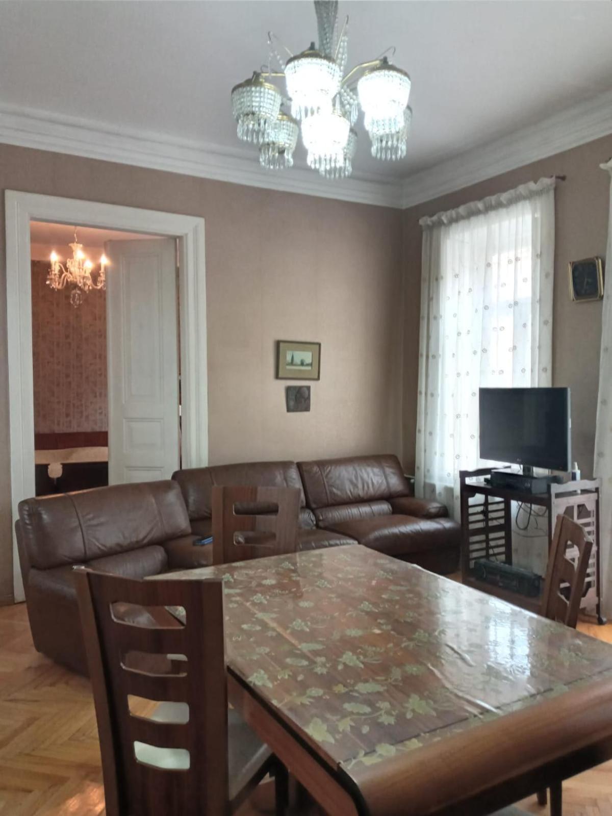 Apartment Down Town Group Тбілісі Екстер'єр фото