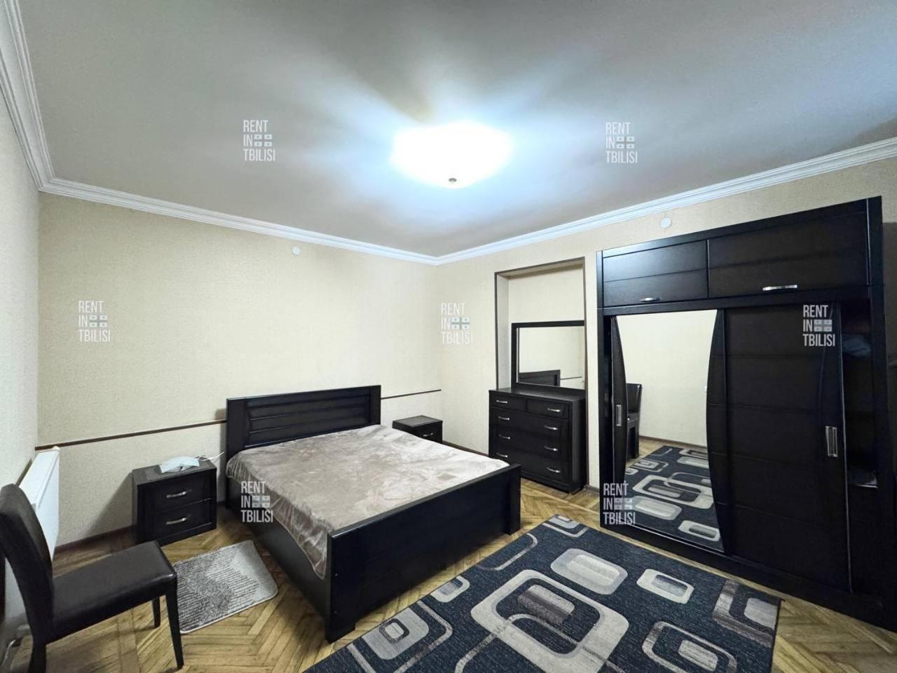 Apartment Down Town Group Тбілісі Екстер'єр фото